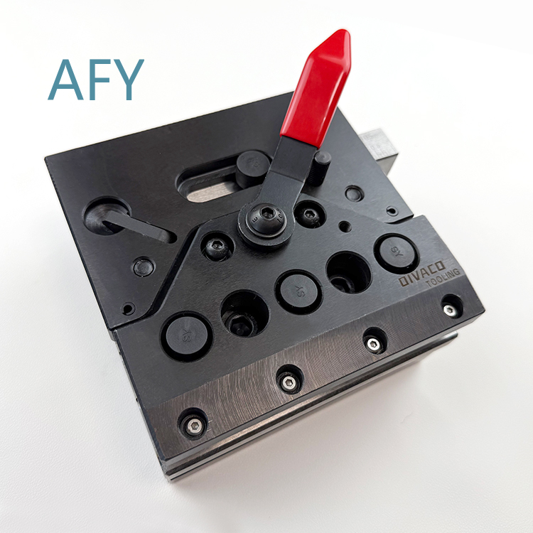Hydraulische buigmachine voor  - Tools For Fabrication Workshop recensie en prijs